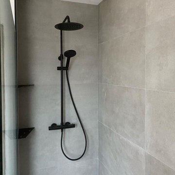Un style moderne pour une douche à l'italienne