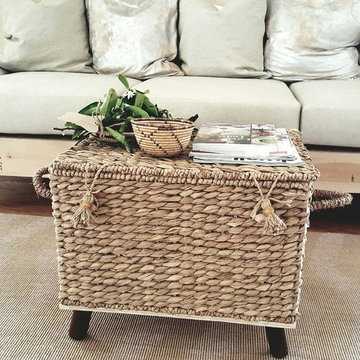 Calif. beach style, Marina Peninsula condo