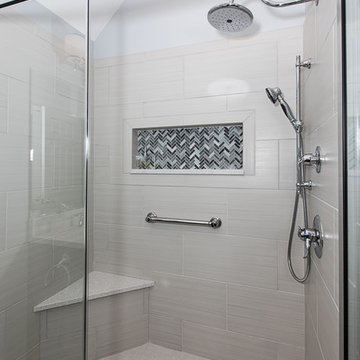 Elk Pointe Master Bathroom