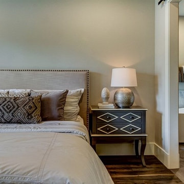 Urban Bellevue Transitional Farmhouse