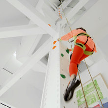 rock claiming belay system automatic
