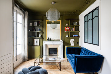 Inspiration pour un salon traditionnel.