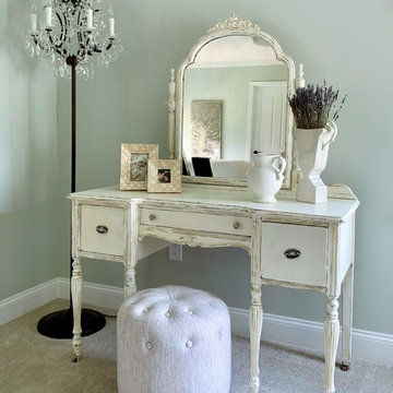 Vintage bedroom dressing table