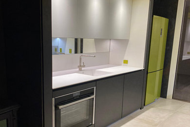 Esempio di una cucina minimalista