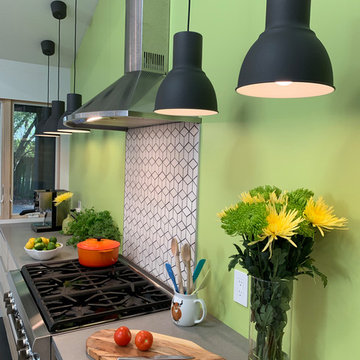 Colorful Contemporary in Champaign, IL