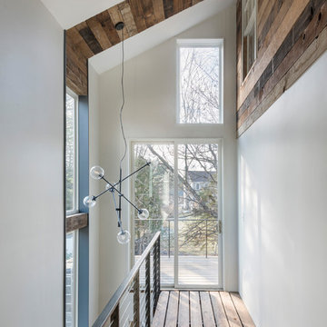 Art[i]fact House
