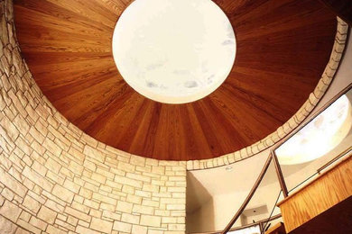Staircase - contemporary staircase idea in Orange County