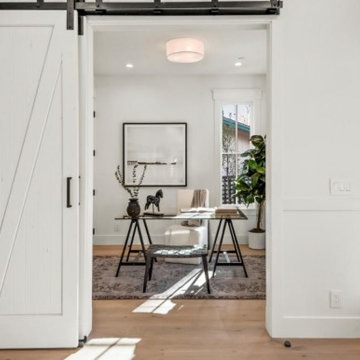 Contemporary Farmhouse