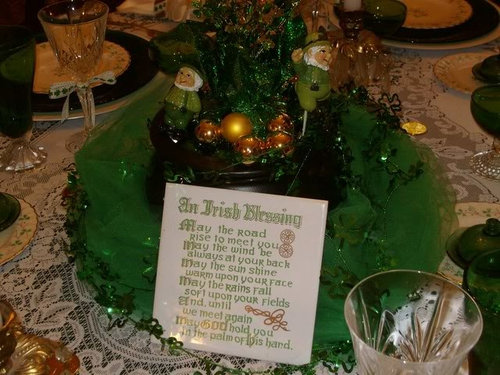 st patrick day tablesetting
