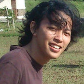 Dimas Augustinos foto