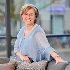 CHRISTIANE WESTHUES  HOMESTAGING