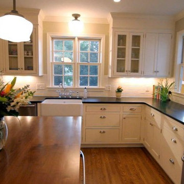Highland Park Traditional Center Hall Colonial