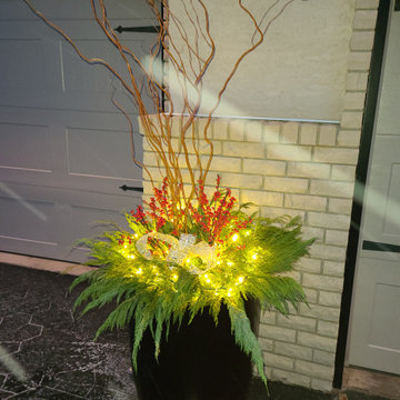 Seasonal Planters - Holidays Ideas from 2021