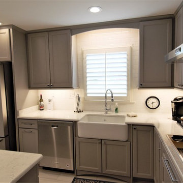 Sleek Transitional Germantown Kitchen