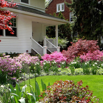 Colorful North-Facing Front Yard