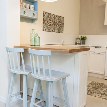 Shabby chic polymer kitchen cabinet
