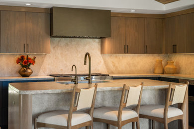 Minimalist kitchen photo in San Diego