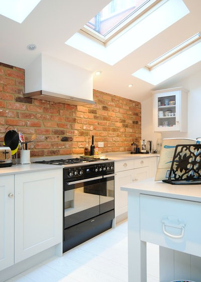 Scandinavian Kitchen by Affleck Property Services