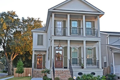 Example of a minimalist exterior home design in New Orleans