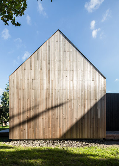 Architektur: Modernes Wohnhaus im Scheunen-Stil bei Hamburg