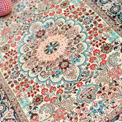 SIlk carpets - Novelty Rugs
