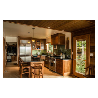 Mills Kitchen - Country - Kitchen - Vancouver - by Counter Culture Cabinetry | Houzz AU