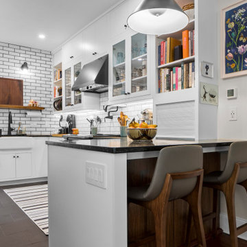 Contemporary Farmhouse
