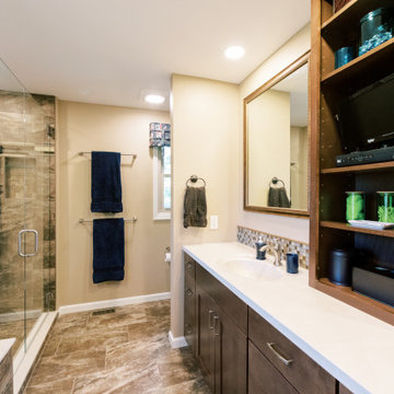 Beckett Ridge Master Bathroom (Eagle Ridge Drive)