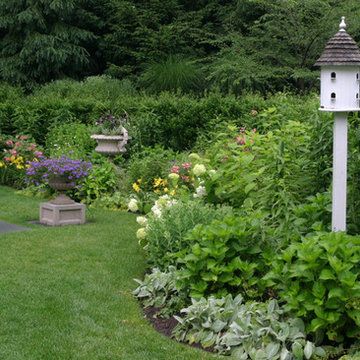 Poolside Perennial Border