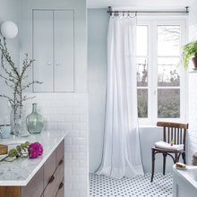 complete guest bathroom
