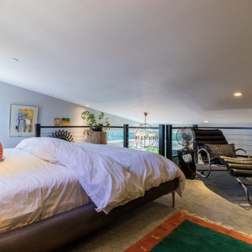 San Luis Obispo, CA. Modern loft, living compound