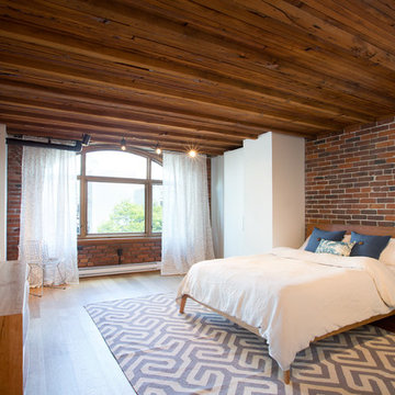 Vancouver, BC: Sparkling Renovation Downtown