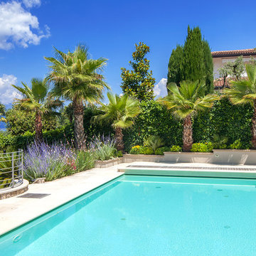 Garden and a eclettic mediterranean taste