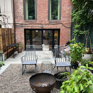 Manhattan UWS Brownstone romantic garden