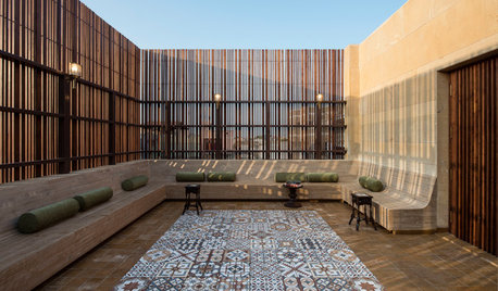 Houzz Tour: A Mandvi Home Blends in With its Location