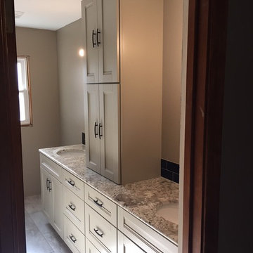 Diamond Reflections Whiskey Black Kitchen/Egret Bathroom