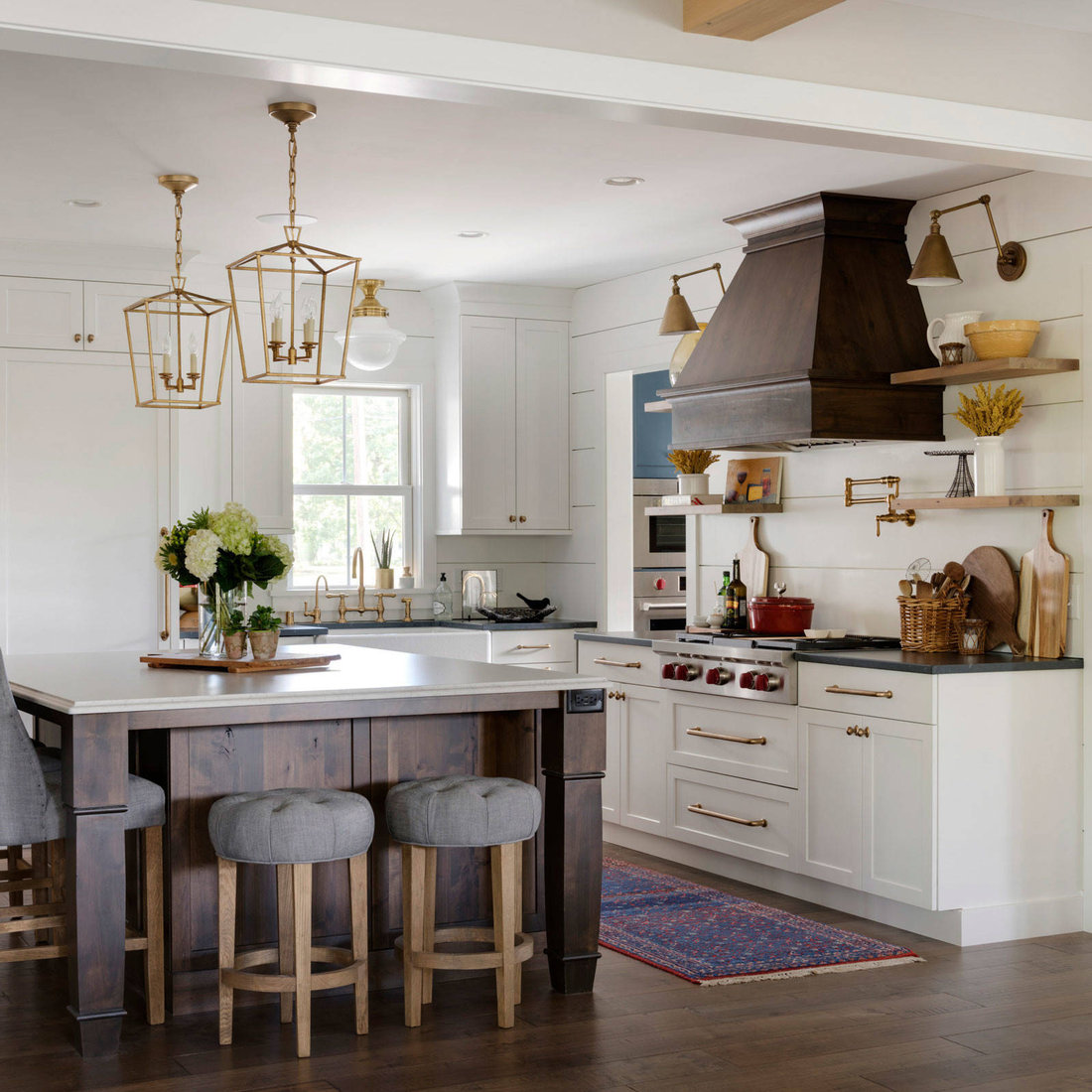 Farmhouse Transitional Kitchen