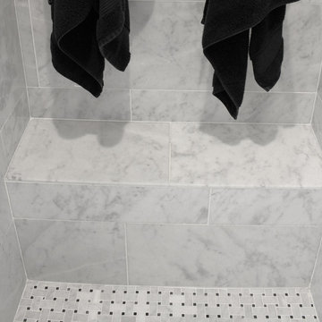 Black & White Bath