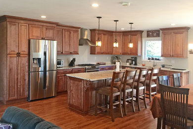 Example of a classic kitchen design in New York