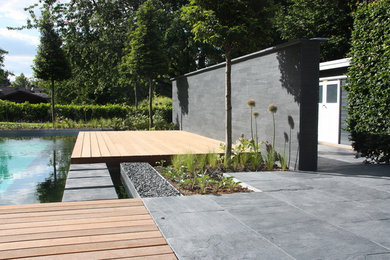 Großer Moderner Garten in Essen
