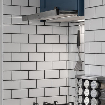 MeThD Custom Range Traditional Shaker-style kitchen