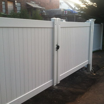 West Hartford | PVC Privacy Custom Double Gate