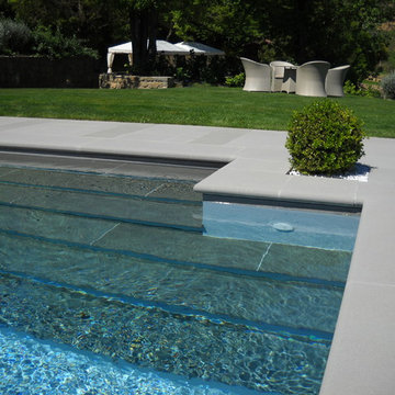 Dettaglio accesso della piscina