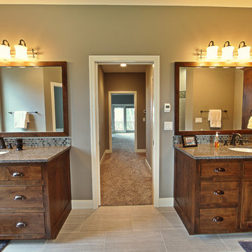 Cedar Lake Residence