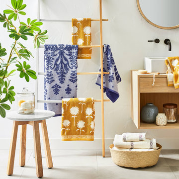Fall Bathroom Decor with Blue & Yellow Towels Collection