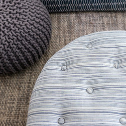 Family Room Detail - 椅子生地