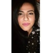 Lara Saade's photo