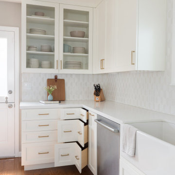 Coastal Contemporary Kitchen in Redondo Beach