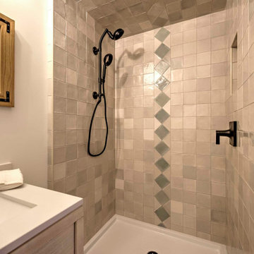 Guest Bathroom - West Dover, VT