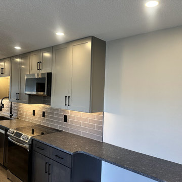 Transitional Kitchen Remodel Done With New Cabinets